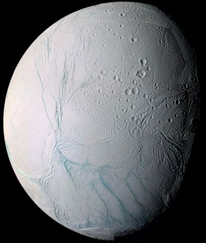 На спутнике Сатурна найдено потенциальное место для внеземной жизни